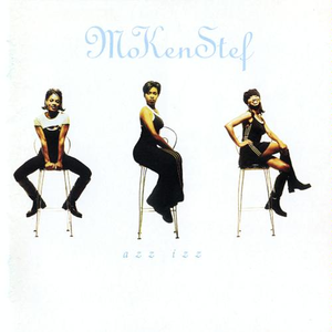 美女扒胸罩㊙️露出奶
